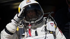 Jump Sports Red Bull Felix Baumgartner base jumping extreme 