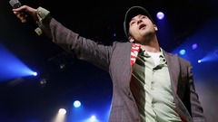 Justin timberlake singing Celebrity