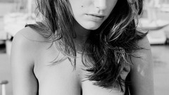 Kelly Brook 2006 cleavage steve perry