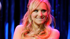 Kristen Bell Celebrity biting