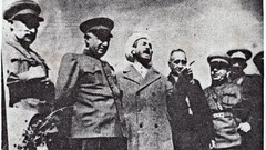 Kurdistan kurdish mahabad kwrd qazi mwhamad qaz muhammed komari 