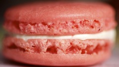 Laduree macaronla rose Food