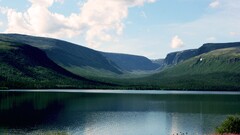 Lake gorge Mountains