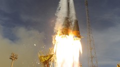 Launch carrier rocket Soyuz lift off Roskosmos French Guiana 