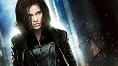 Leather latex Kate Beckinsale corset blue eyes Underworld: 