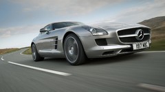 Light cars Mercedes-Benz sls amg Mercedes-Benz SLS AMG E-Cell