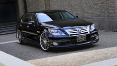 Line cars Lexus LS600h