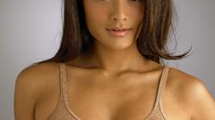 Lingerie woman Jarah Mariano