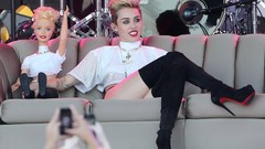Los Angeles Actress live miley cyrus singers short hair june 
