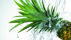Macro water pineapples