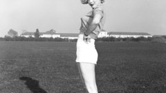 Marilyn Monroe grayscale