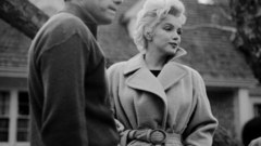 Marilyn Monroe grayscale Milton