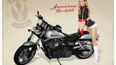 Marisa Miller motorbikes Harley-Davidson