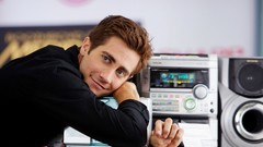 Men Actors jake gyllenhaal smiling stereo Love and Other Drugs