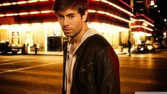 Men enrique iglesias