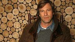 Men logs Actors blondes aaron eckhart