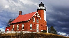 Michigan Harbor Eagles lighthouses