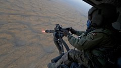 Military Helicopters vehicles minigun