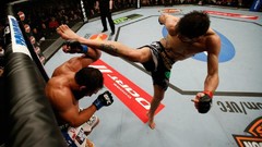 Mma ufc carlos condit johny hendricks UFC 158