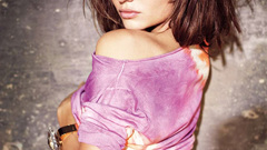 Models shoulders brunettes woman