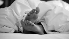 Monochrome blanket feet