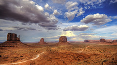 Monument Valley deserts