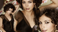 Morena baccarin brunette Beauty