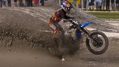 Motocross Yamaha mud james stewart AMA Supercross JS7