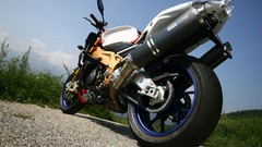 Motorbikes APRILIA Tuono 1000 R