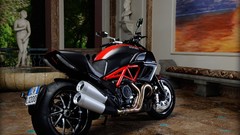 Motorbikes Ducati Diavel