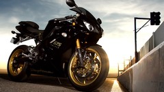 Motorbikes Triumph Daytona 675