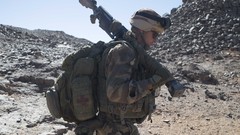 Mountains War weapons Guns Army soldiers French military Africa 