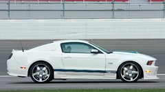 Muscle cars Ford Mustang GT Shelby Mustang