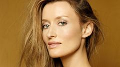 Natascha mcelhone