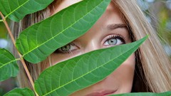 Nature woman close-up lips faces outdoors blondes Elise A