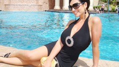 Nets purses Beaches brunettes