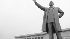 North Korea statues Pyongyang
