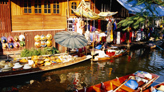 Oen saduak floating market