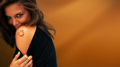 Orange ubuntu Katie Holmes