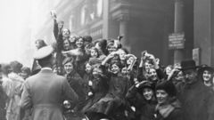 Peace London grayscale world