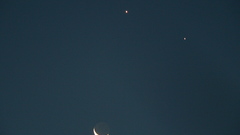 Phappy moon is happy