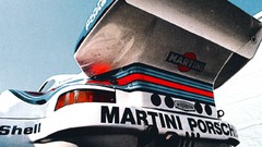 Porsche cars Martini