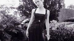 Radha Mitchell My com