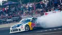 Red Bull Drifting nissan 350z drifting cars UDC