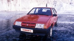 Red lada Samara Russian