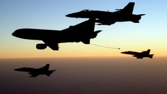 Refueling planes Aircraft