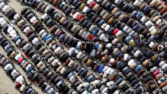 Revolution Egypt religion praying