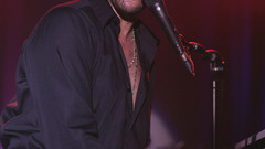 Richietakesbow high Lionel