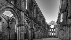 Ruins grayscale
