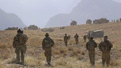 Sand War Guns dust fight Australia ambush soldiers military 